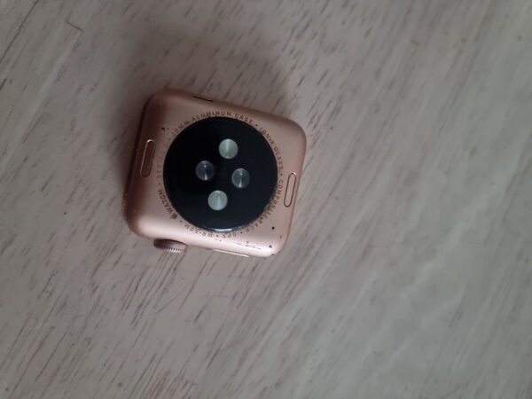 ゴールドAppleWatch Series 3 38mmジャンク