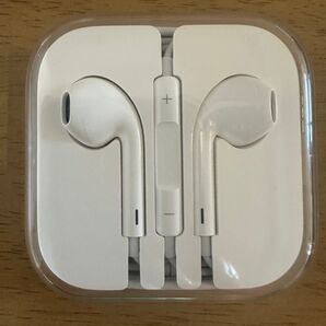 新品Apple純正 イヤフォン EarPods iPhone 付属品 3.5mm