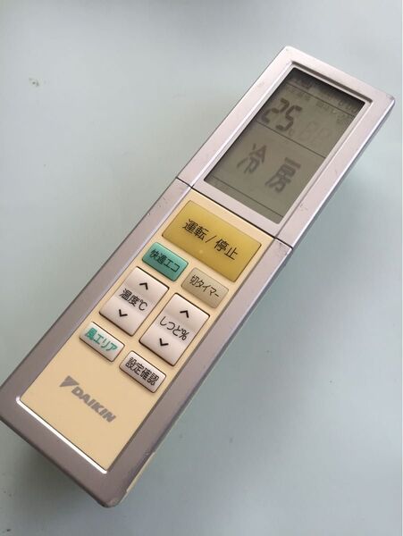 【動作確認清掃消毒済】 DAIKIN ダイキン エアコンリモコン ARC456A23