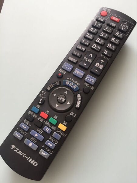 【清掃消毒済】 Panasonic パナソニック スカパー テレビリモコン N2QAYB000693