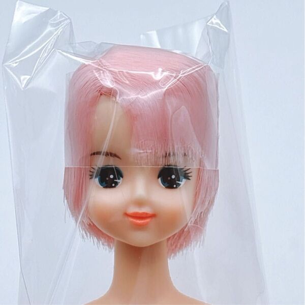 ユリーシア おたのしみドール リカちゃんキャッスル リトルファクトリー ジェニーフレンド ピンク髪 ショート