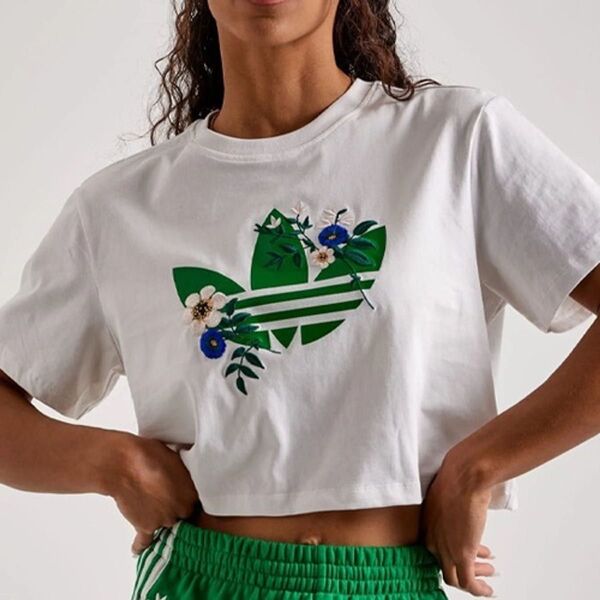 【adidas】ショートスリーブ CLOUDWHITE クロップドTシャツ XL
