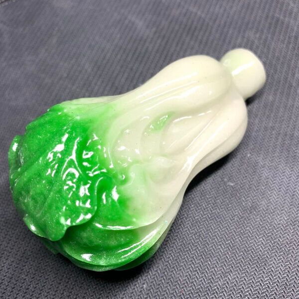 希少 美品 細工 彫刻 白玉 翡翠 白菜 縁起物 金運アップ 古美術 お守り 古美術 風水 旧家蔵出し 彫刻 根付 置物