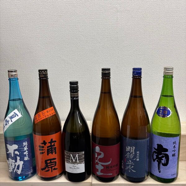 W11 一升瓶6本(1本1500ml) 製造月は二枚目以降に記載