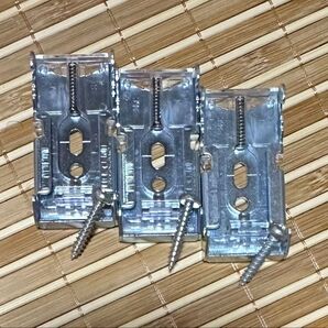 TOSO トーソー ロールスクリーン ブラケット3個(ビス付き)【未使用品】