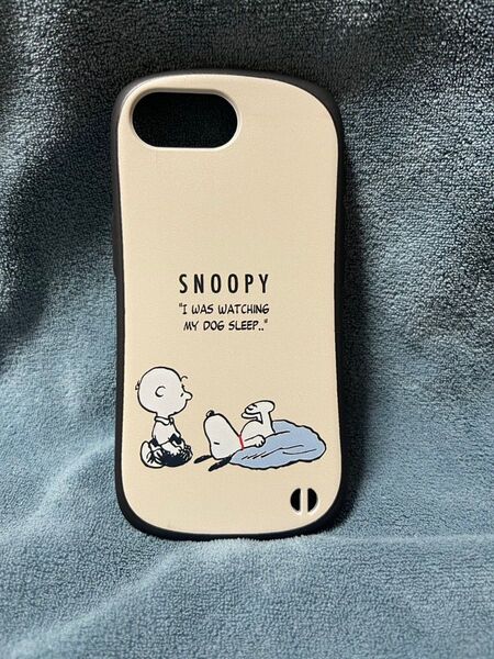 スヌーピー iPhone16e用ケース スリーピング