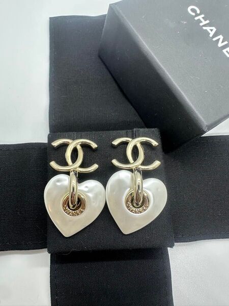 CHANEL ピアス アクセサリー