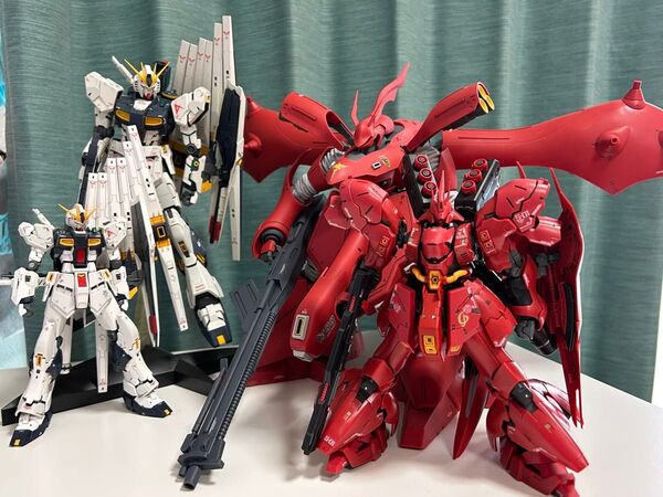 【ガンプラ完成品】 RE1/100 ナイチンゲール MG ニューガンダムVer.ka RG νガンダム サザビー
