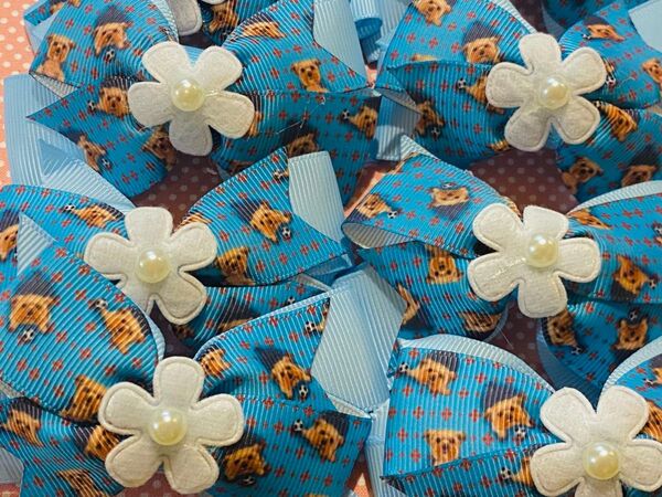 【10個セット】犬用チョーカー ヨーキー柄×ブルーリボン 白花&パール付き トリミングリボン 首飾り