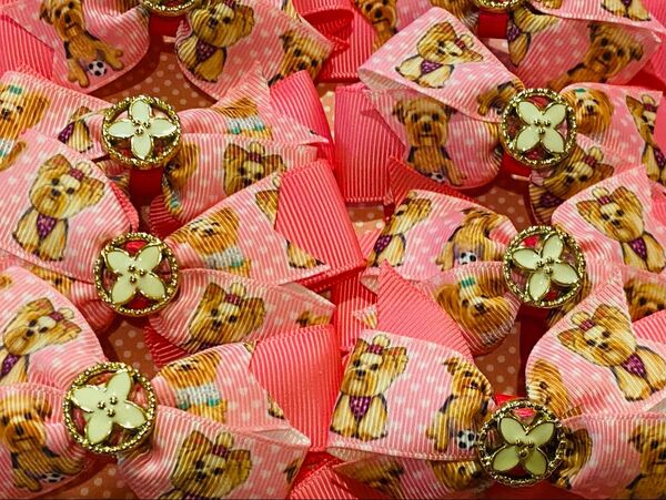 【10個セット】犬用チョーカー ヨーキー柄×花ボタン ピンク系リボン ハンドメイド トリミング 首飾り