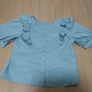 フリル付きブラウス ミントグリーン