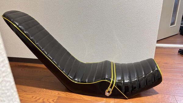 段シート ホーク 黒金 エナ 60cm/ CB250T CB400Tル