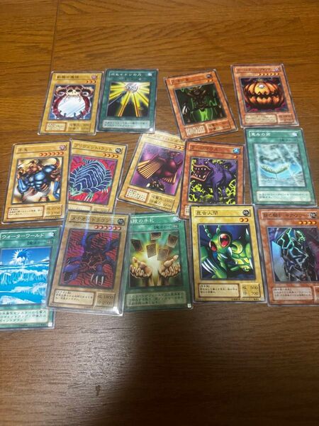 遊戯王初期カード メテオドラゴンパラレル付き