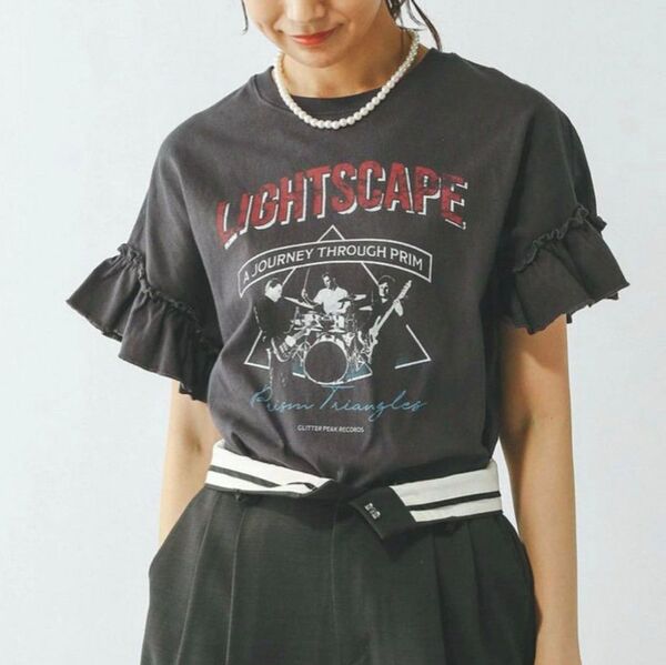 フリル 半袖 Tシャツ グレー ロック プリント ロゴ 新品タグ付き ヘビロテ カットソー プルオーバー
