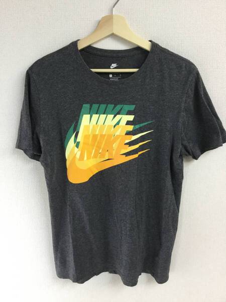 ナイキ NIKE グレー Tシャツ 4連スウォッシュ Lサイズ