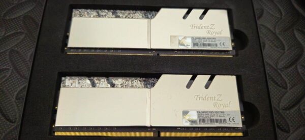 Trident Z Royal 32GB DDR4 3600 16GB×2