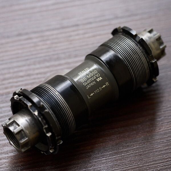 shimano BB-M950 オクタリンクv1 シマノ ボトムブラケット M952 OLD MTB