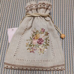 ⑬リボンの花刺繍の小物 巾着袋