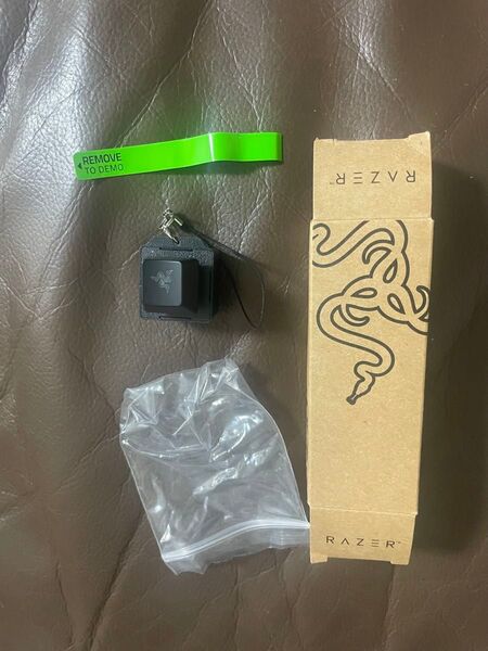 非売品!限定 Razer キーホルダー キートップ ストラップ キーボード LED