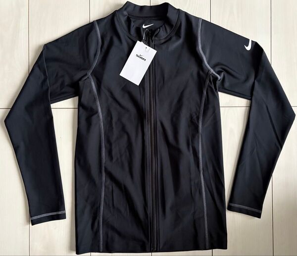 新品 150cm Nike ナイキ ラッシュガード 男の子 黒