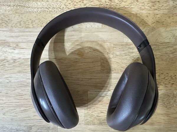 Beats Studio Pro ブラウン ワイヤレスヘッドホン