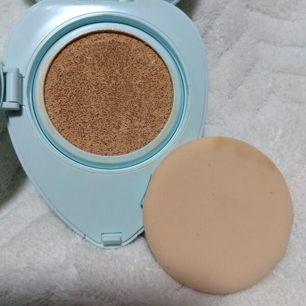troistouch トワタッチ ハートクッション アクアペア 21ベージュ