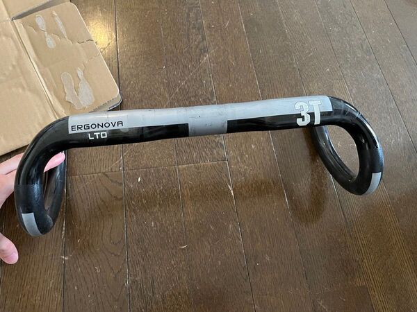 美品 3T ERGOSUM LTD カーボンハンドル サイズ38 軽量183g