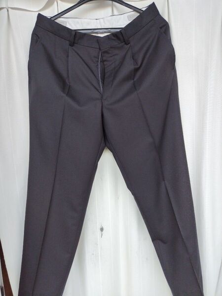 スラックス Aquascutum アクアスキュータム