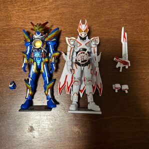 装動 仮面ライダーギーツ ガッチャード セット