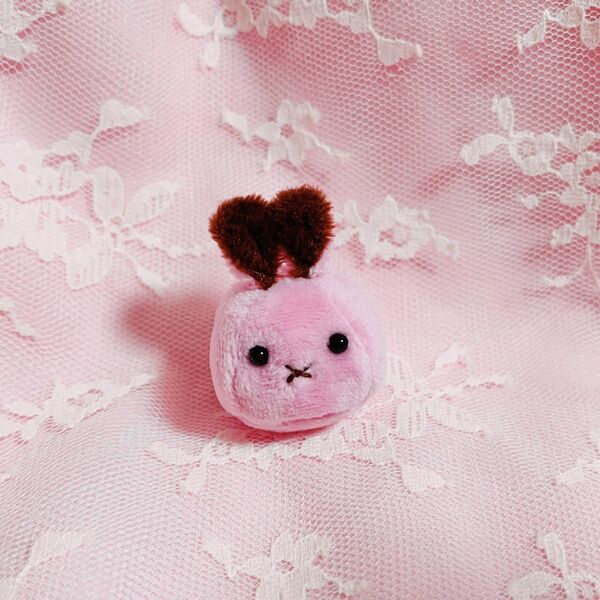 ふわコロちゃん いちごチョコ ハンドメイド ぬいぐるみ うさぎ