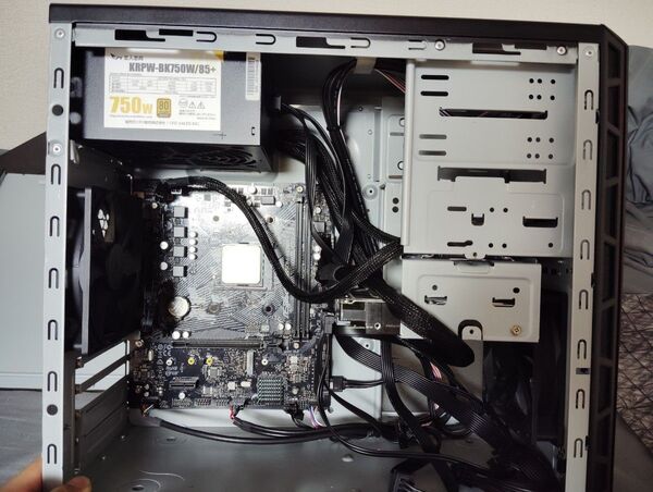 スペアパーツ (Ryzen 5 5600) メモリとライセンスとグラブ無しです。作動確認済み