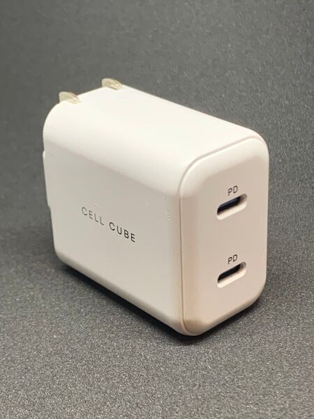 美品 CELLCUBE USB-C 2ポート 45W急速充電器 CC-AC12-WH
