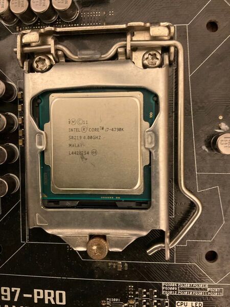 【Core i7 4790k】BIOS起動確認済み