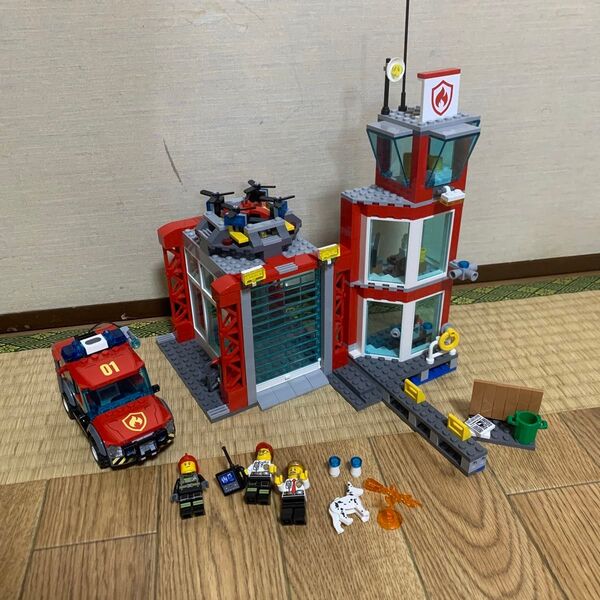 レゴ LEGO シティ 消防署 60215 現状品