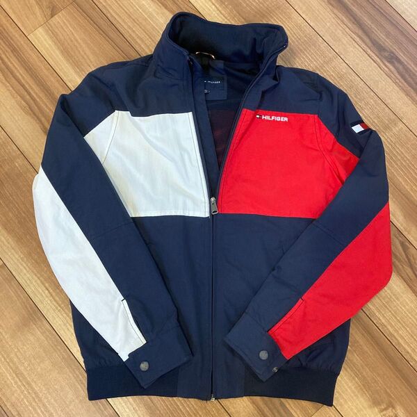 TOMMY HILFIGER トミーヒルフィガー ナイロンジャケット フードあり