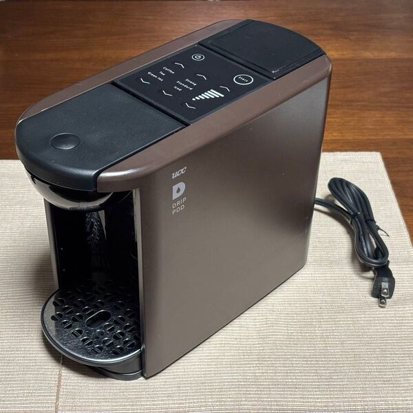 【延長保障付】【浄水カートリッジ・追加コーヒーフィルタ・箱付】UCC DRIP POD DP3 ブラウン コーヒーメーカー