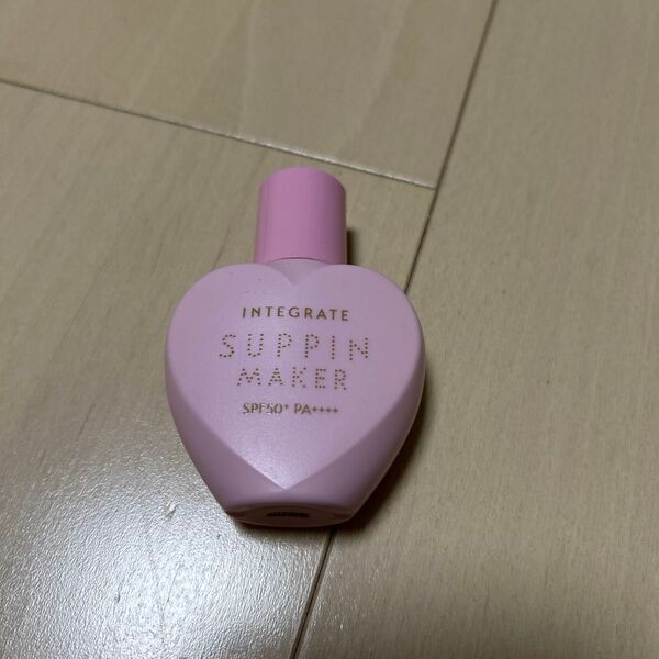 インテグレート すっぴんメイカートーンアップuv