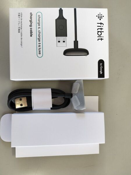 fitbit charge6対応 充電ケーブル 純正品【新品未使用】