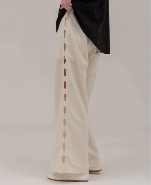 UNOF ふじあみ SLIT LINE PANTS Mサイズ ホワイト 白 White アイボリー ivory