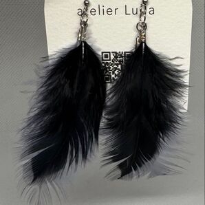 *32【世界の終わり】重なり合うfeather handmadeピアス/イヤリング 追悼:チバユウスケ