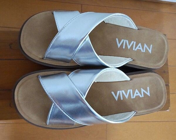 VIVIAN 厚底コンフォートクロスサンダル シルバー Sサイズ