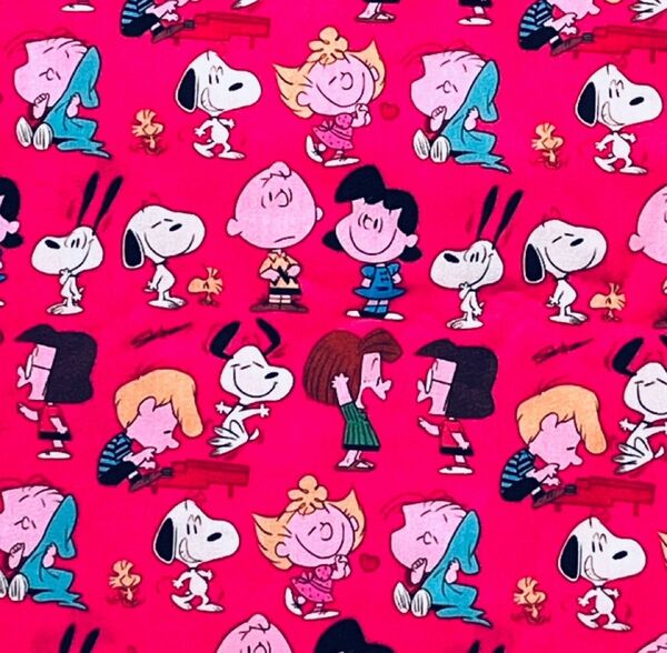 スヌーピープリント生地37 PEANUTS ハギレ ハンドメイド SNOOPY 約70×100cmサイズ