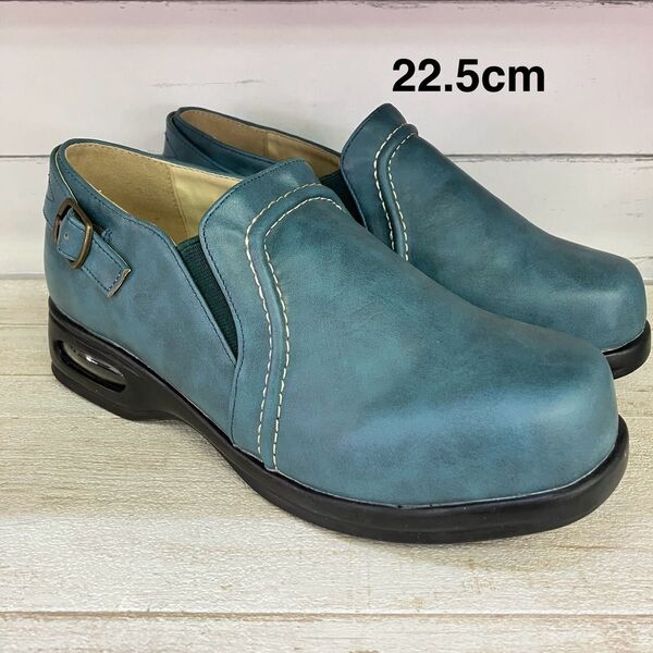 45 MARIKA 新品 レザー調 スリッポン 5E 22.5cm ブルー