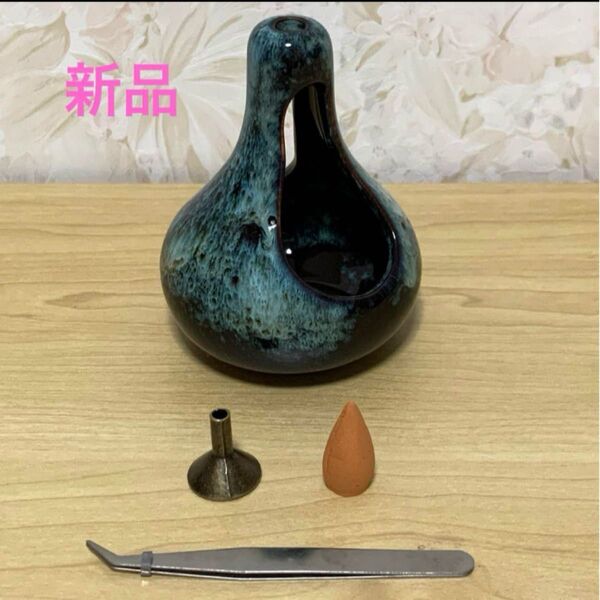 心安らぐ 新品 美品 アロマオイルウォーマー お香 香炉 香たて 置物 陶器