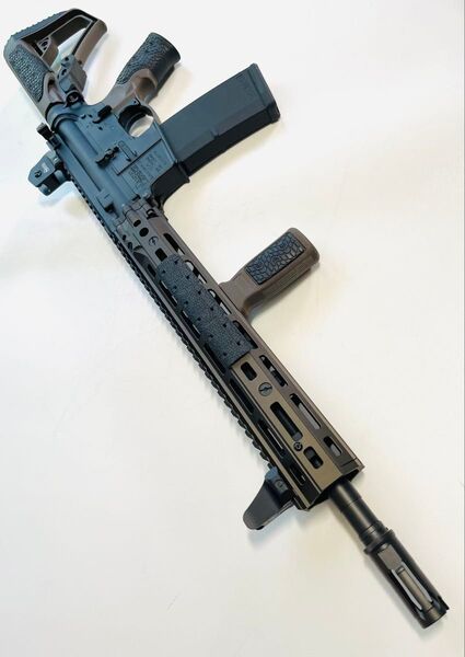 タニオコバM4モデルガン(2023ver) DD M-LOK 14.5in(実ストック、グリップ、Fグリップ) 新品・未発火完動品