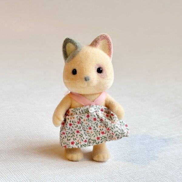 シルバニアファミリー ミケネコの女の子 ミケネコファミリー ミケタイプ 廃番品 レア