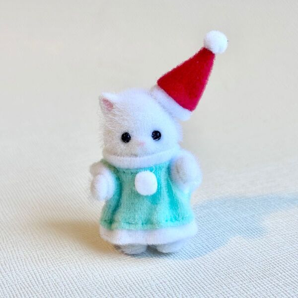 シルバニアファミリー ペルシャネコの赤ちゃん クリスマスドレス パステルグリーン トイザらス限定 希少 非売品 レア