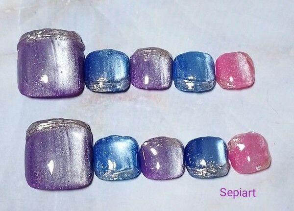 No336☆ジェルネイルチップ☆付け爪☆フット ペディキュア☆5ミクロンマグネット☆パープル×ブルー☆シルバーニュアンスミラー
