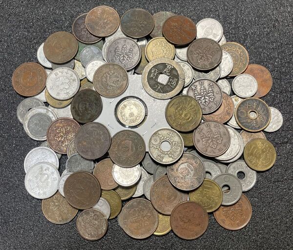 古銭まとめ 近代貨幣 寛永通宝 銀貨 銅貨 錫貨 アルミ貨等 雑銭まとめ