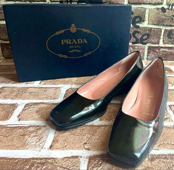 PRADA パンプス ローヒール チャンキーヒール エナメル ブラック 22.5cm イタリア製